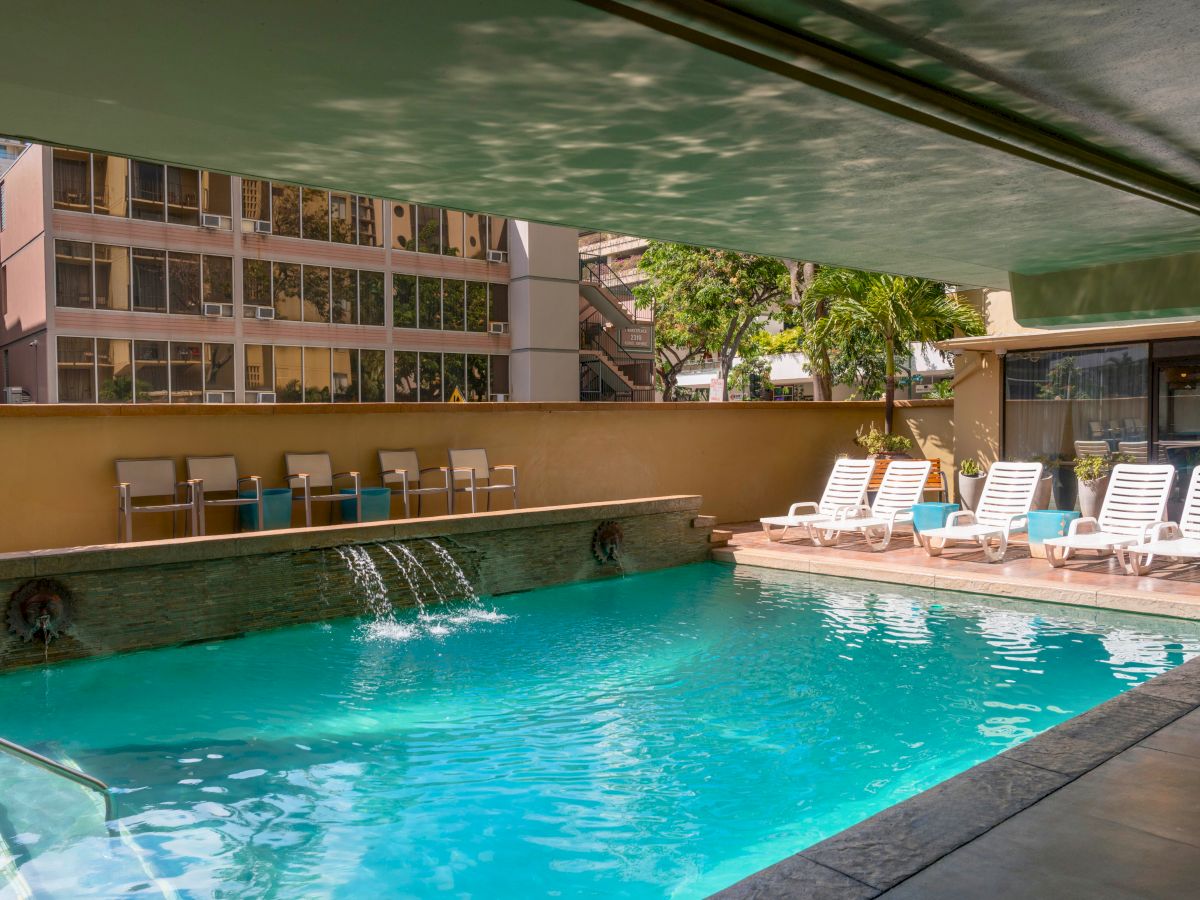 Ohia Waikiki Studio Suites