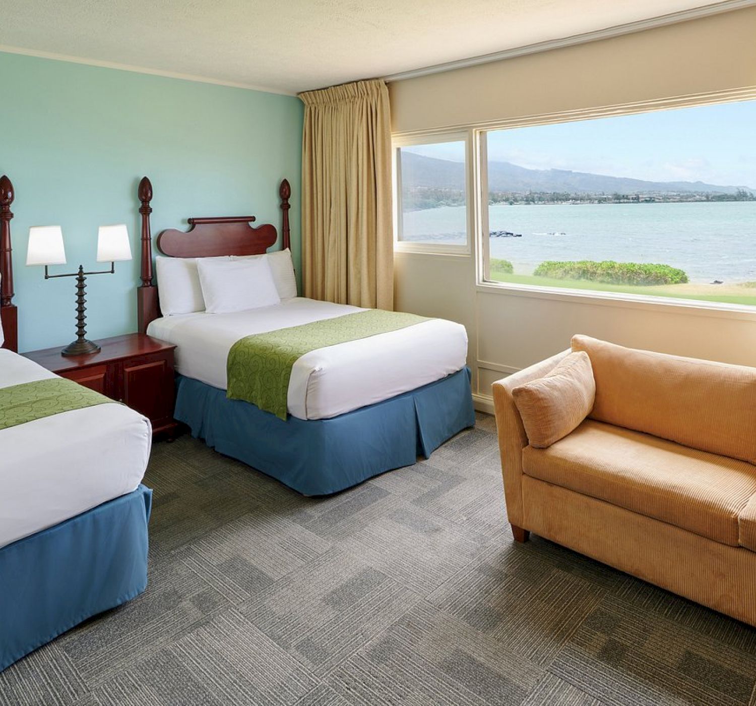 Ohia Waikiki Studio Suites
